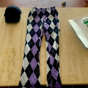 Diamond shaped pattern comfy/snug pants